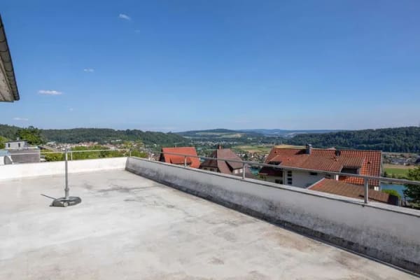 Immobilie in Waldshut-Tiengen - Mit Liebe zum neuen Glanz: Repräsentatives Haus mit herrlicher Dachterrasse in Waldshut - Bild 2
