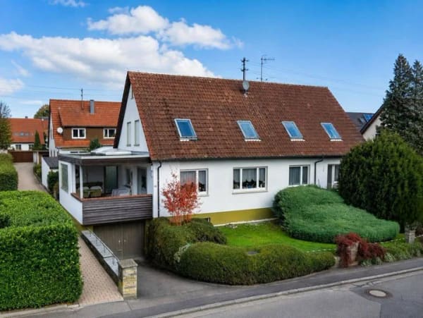 Immobilie in Geislingen - Lichtdurchflutetes 1-2 Familienhaus in Top-Lage - Bild 0