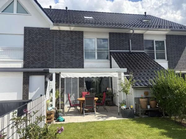 Immobilie in Stapelfeld - Ankommen und bleiben: Reihenhaus Bj. 2019 mit Westgarten vor den Toren Hamburgs, provisionsfrei - Bild 0
