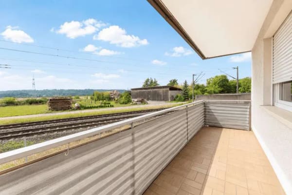 Immobilie in Oberhaid - Provisionsfreie, vermietete 5-Zimmer-Erdgeschosswohnung mit Balkon, Terrasse und Garten in Oberhaid - Bild 2