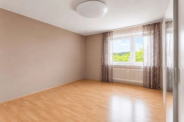 Immobilie in Oberhaid - Provisionsfreie, vermietete 5-Zimmer-Erdgeschosswohnung mit Balkon, Terrasse und Garten in Oberhaid - Bild 4
