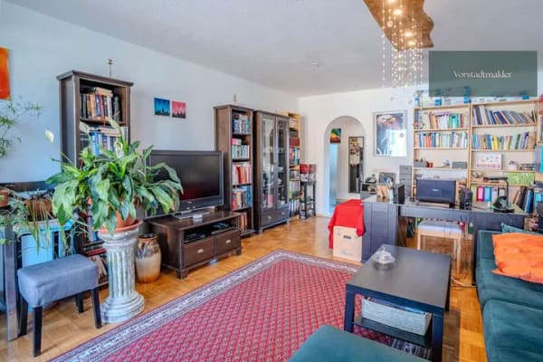 Immobilie in Steinhöring - Attraktive 3-Zimmer-Etagenwohnung mit Balkon im Zentrum von Steinhöring - Bild 0