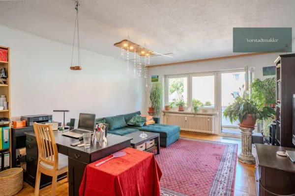 Immobilie in Steinhöring - Attraktive 3-Zimmer-Etagenwohnung mit Balkon im Zentrum von Steinhöring - Bild 1