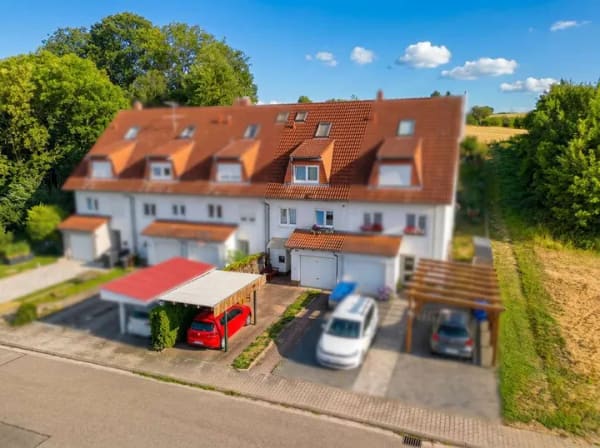 Immobilie in Eschelbronn - Familienfreundliches Reihenhaus in Eschelbronn – auf Erbpachtgrundstück - Bild 1