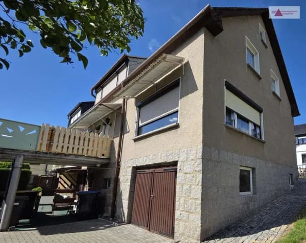 Immobilie in Schneeberg - Ihr neues Zuhause in Schneeberg - liebevoll gepflegtes Einfamilienhaus mit Garten - Bild 1