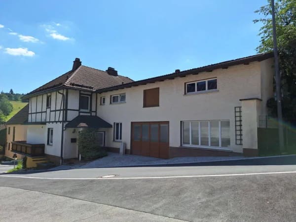 Immobilie in Steinbach am Wald - Gemütliches Wohn-/Geschäftshaus mit viel Potential im OT Windheim (Steinbach am Wald) - Bild 3