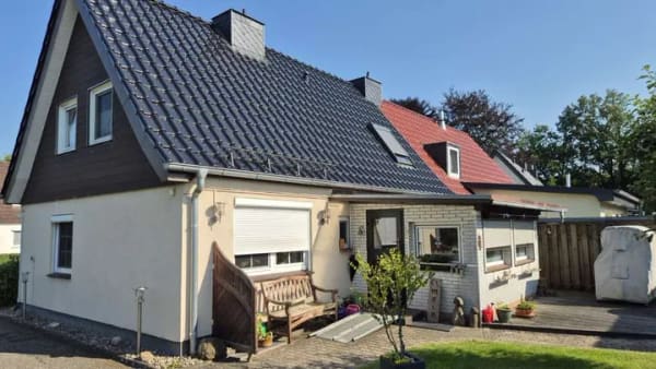 Immobilie in Wrist - Familientraum mit XXL-Garten! Gepflegte Doppelhaushälfte mit Doppelgarage (von privat) - Bild 3