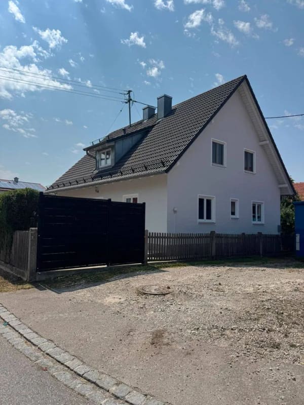 Immobilie in Pürgen - Attraktives Einfamilienhaus mit Mieteinnahmen in Pürgen  - Bild 0