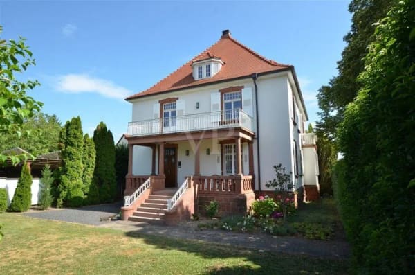 Immobilie in Kandel - Historische Villa mit zeitloser Eleganz - Bild 0