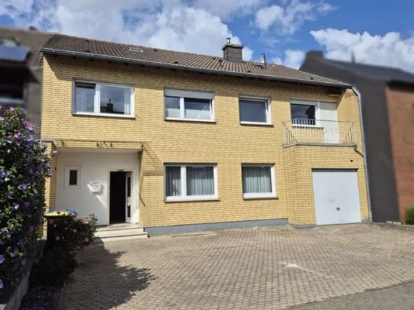 Immobilie in Langerwehe - "Großzügiges Einfamilienhaus oder potentielles Generationenwohnen!" - Bild 0
