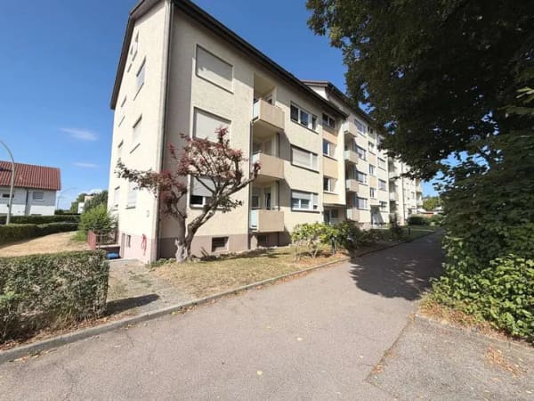 Immobilie in Rechberghausen - "108 m² Wohnkomfort: Attraktive 4-Zimmer-Wohnung am Sonnenberg in Rechberghausen" - Bild 0