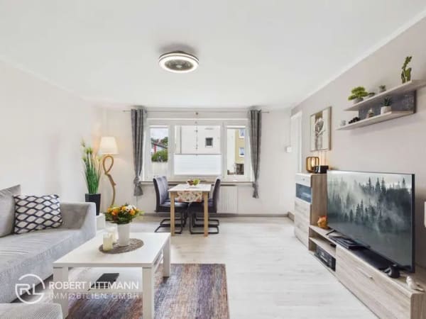 Immobilie in Osterholz-Scharmbeck - Gepflegte Wohnung mit Balkon - Ideal zur Eigennutzung oder Kapitalanlage - Bild 2