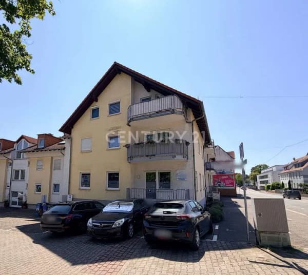 Immobilie in Alzey - Als großzügige Wohnung nutzbar oder in 3 Wohneinheiten aufteilbar - 6 Stellplätze, 3 Balkone - Bild 1