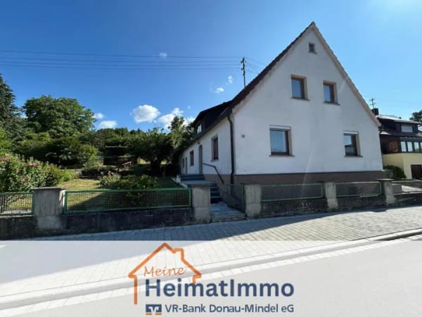Immobilie in Zöschingen - Einfamilienhaus freistehend in Zöschingen - Bild 0