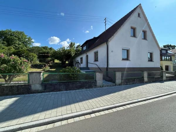Immobilie in Zöschingen - Einfamilienhaus freistehend in Zöschingen - Bild 1