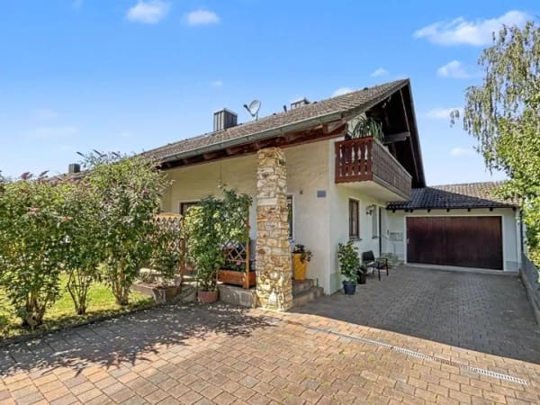 Immobilie in Schernfeld - Mehrfamilienhaus in Schernfeld - Bild 0