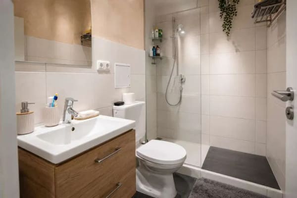 Immobilie in Erding - Schöne 1,5 Zimmer Gartenwohnung zentral gelegen in Fußnähe zur Stadtmitte  -Privatverkauf!- - Bild 3