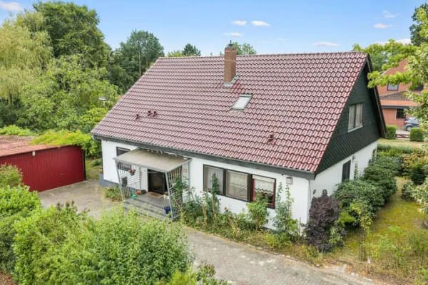 Immobilie in Oyten - Großzügiges Einfamilienhaus auf traumhaftem Grundstück in Oyten - Bild 0