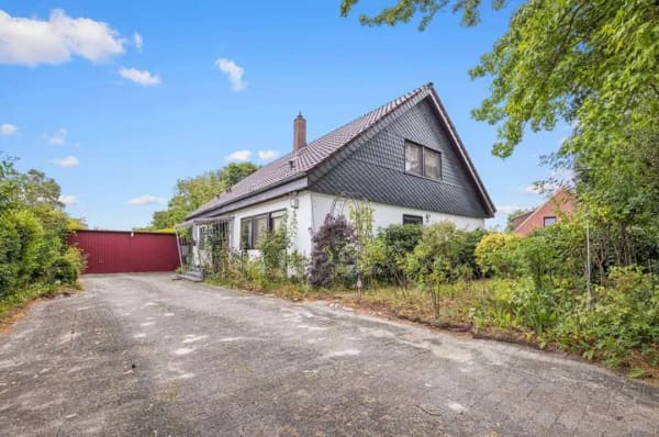 Immobilie in Oyten - Großzügiges Einfamilienhaus auf traumhaftem Grundstück in Oyten - Bild 2