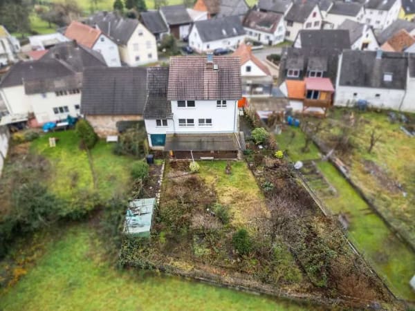 Immobilie in Rheinhausen - Rheinhausen – Mehr als ein Zuhause: Haus mit Praxis, Garten und Entwicklungsspielraum - Bild 1