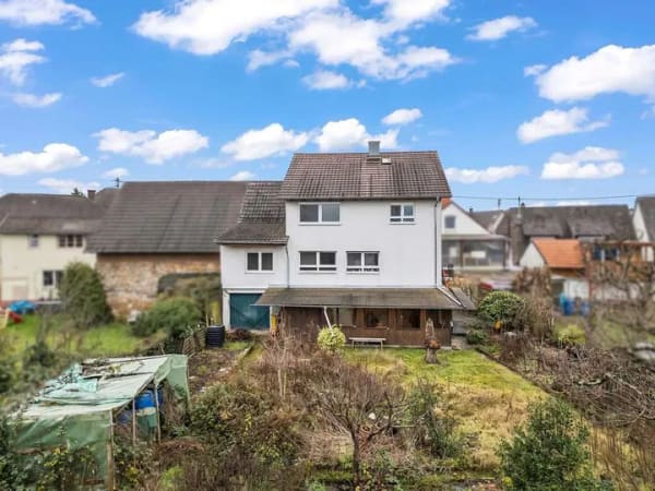 Immobilie in Rheinhausen - Rheinhausen – Mehr als ein Zuhause: Haus mit Praxis, Garten und Entwicklungsspielraum - Bild 2