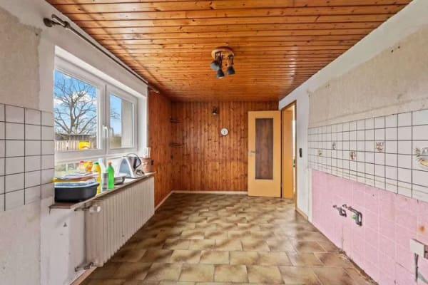 Immobilie in Rheinhausen - Rheinhausen – Mehr als ein Zuhause: Haus mit Praxis, Garten und Entwicklungsspielraum - Bild 4