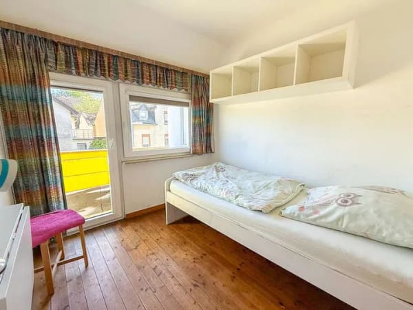 Immobilie in Neuwied - Solides Einfamilienhaus mit modernisierter Haustechnik Nähe Neuwied! - Bild 4