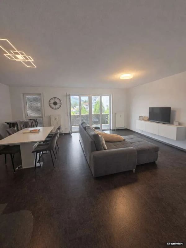 Immobilie in Immendingen - Investieren in Lebensqualität: 4-Zimmer-Wohnung mit Kamin in beliebter Lage von Immendingen - Bild 0