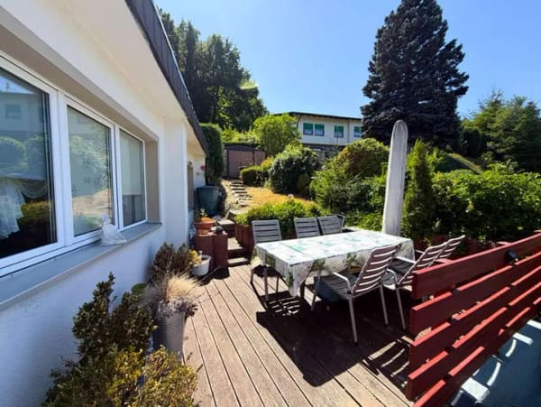 Immobilie in Rödental - Charmantes Einfamilienhaus im Bungalowstil – die gemütliche Alternative zur Eigentumswohnung - Bild 1