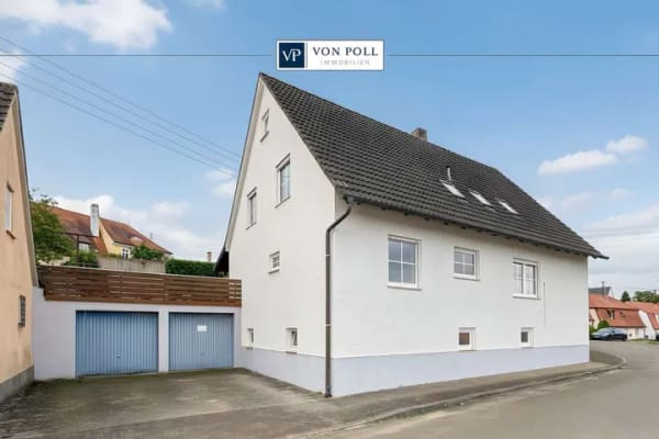 Immobilie in Wallerstein - Zweifamilienhaus mit Dachterrasse, Vollunterkellerung, Doppelgarage und Garten - Bild 0