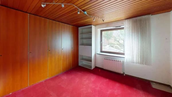 Immobilie in Bielefeld - Großzügiges Wohnhaus mit Sanierungsbedarf in beliebter Lage von Bielefeld-Gadderbaum - Bild 4