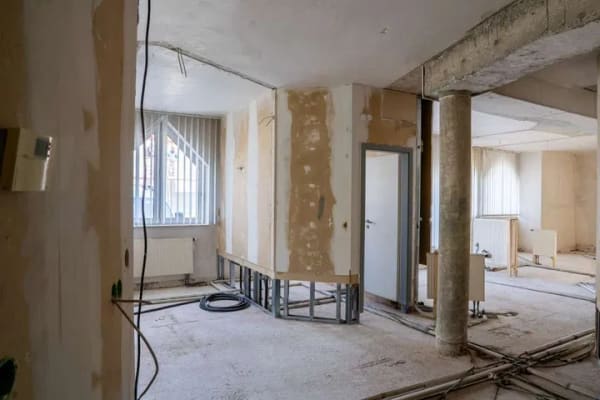 Immobilie in Herbrechtingen - Raum für neue Perspektiven – vielseitige Einheit mit Entwicklungspotenzial in Herbrechtingen - Bild 3