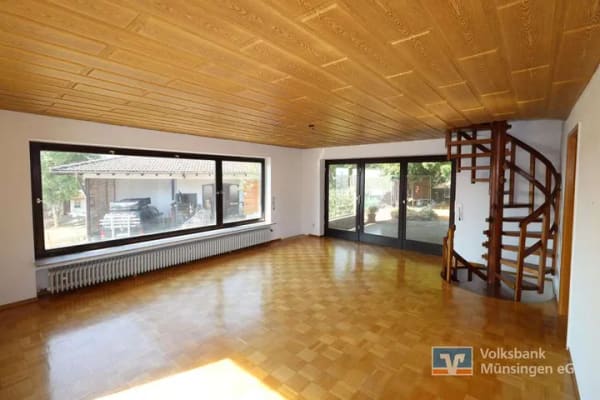 Immobilie in Münsingen - Bungalow mit ELW - Viel Platz für Familien oder Mehrgenerationenwohnen in Münsingen-Rietheim - Bild 3