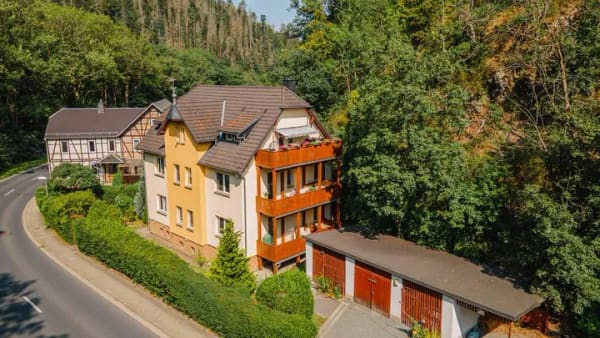 Immobilie in Leutenberg - Mehrfamilienhaus mit 9,1 % Rendite – 4 Wohneinheiten in ruhiger Randlage von Leutenberg - Bild 2
