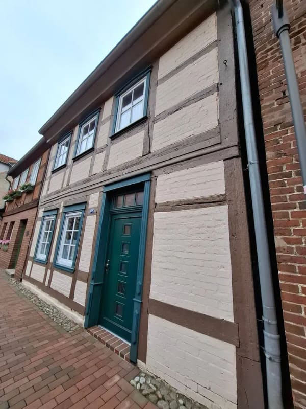 Immobilie in Dömitz - Dömitz, liebevoll saniertes Stadthaus mit Ofenheizung. - Bild 1