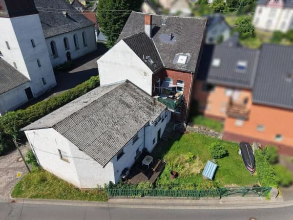 Immobilie in Rotenhain - Solide Kapitelanlage im Westerwald! Voll vermietetes Mehrfamilienhaus mit fünf Wohneinheiten! - Bild 2