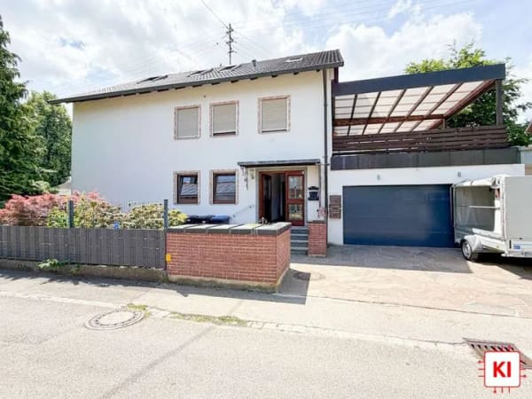 Immobilie in Großaitingen - Haus mit 2 Wohnungen und Ausbaumöglichkeit!  - Bild 1