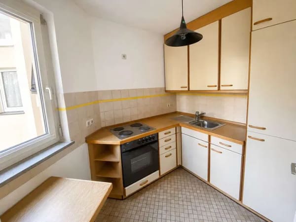 Immobilie in Zorneding - Sonniges 1-Zimmer-Apartment mit Balkon und grüner Innenhoflage, bezugsfrei - Bild 4