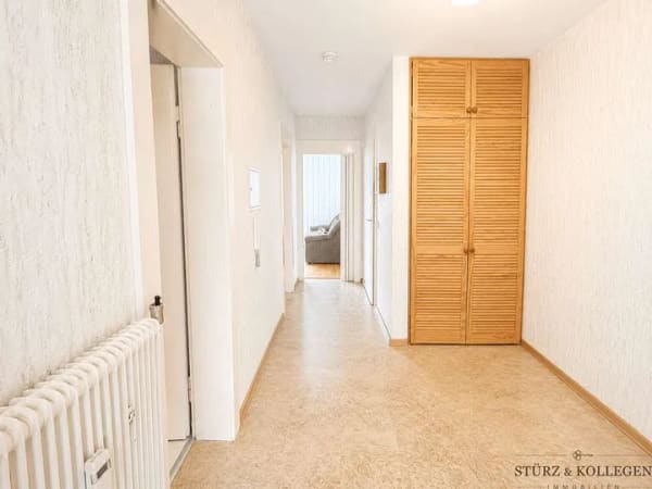 Immobilie in Offenburg - Große Terrasse, viel Grün & jede Menge Potenzial - Bild 4