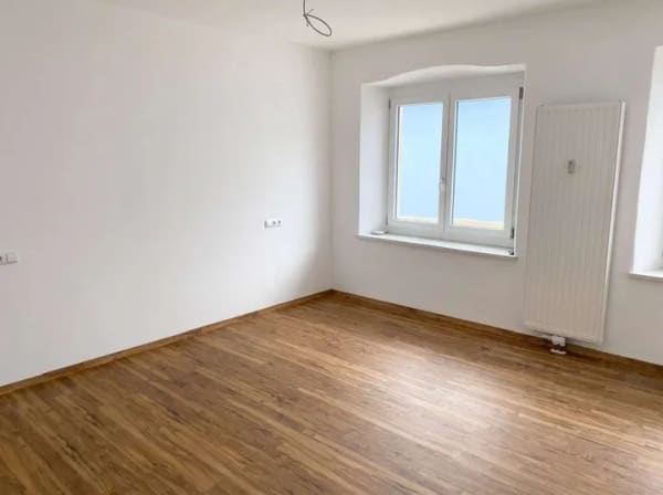Immobilie in Lindenberg im Allgäu - Vermietet, saniert, Terrasse - 3-Zimmer Wohnung mitten in Lindenberg! - Bild 1