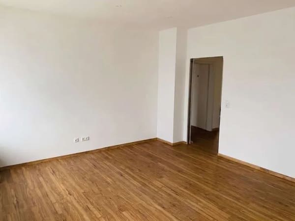 Immobilie in Lindenberg im Allgäu - Vermietet, saniert, Terrasse - 3-Zimmer Wohnung mitten in Lindenberg! - Bild 2