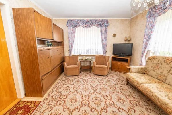 Immobilie in Hammah - Ein Zuhause mit vielen Möglichkeiten – großzügiges Wohnen auf ca. 180 m² und weitläufigem Grundstück - Bild 3