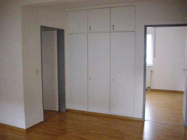 Immobilie in Kyffhäuserland - Ideal als Kapitalanlage: Helle 3-Zimmer-Wohnung mit Balkon in ruhiger Lage von Bad Frankenhausen - Bild 2