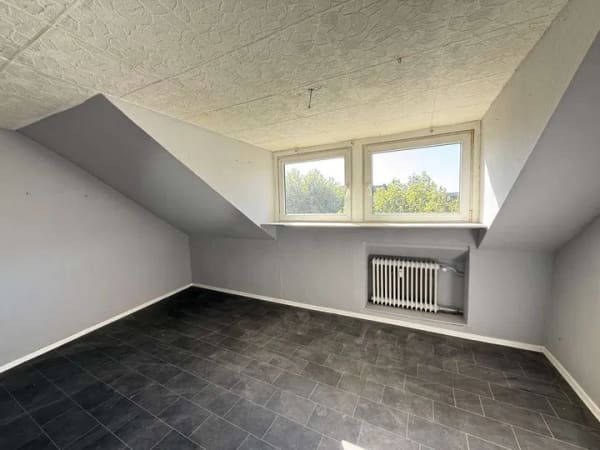 Immobilie in Lahnstein - Geräumige DG-Whg. in Lahnstein als Sanierungsobjekt: Ideal für Handwerker und Investoren! - Bild 4