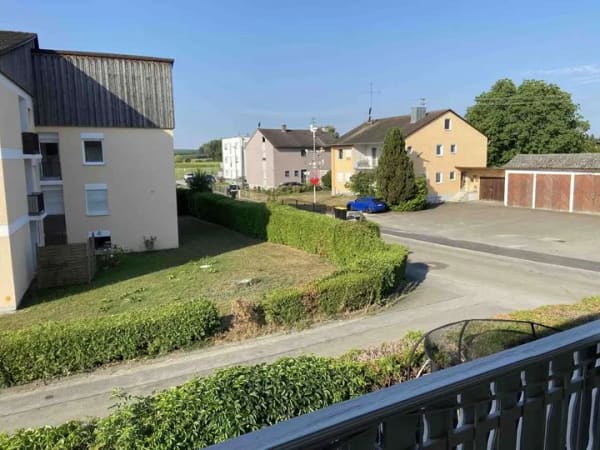 Immobilie in Geisenfeld - 3-Zimmer-Obergeschosswohnung mit Einbauküche und Stellplatz - Bezug kurzfristig möglich! - Bild 3