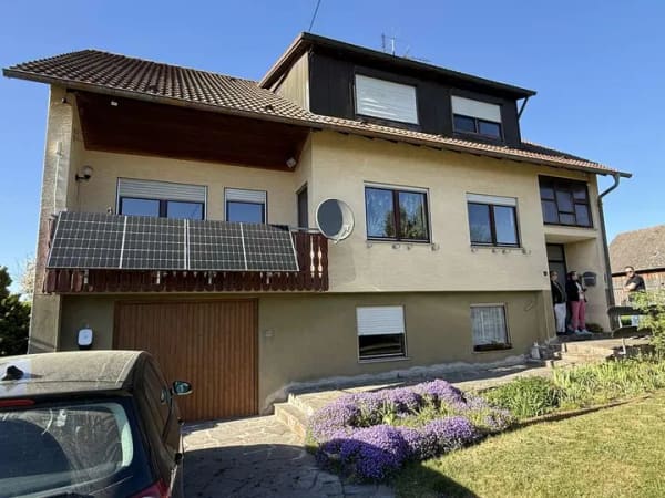 Immobilie in Allmendingen - Zweifamilienhaus mit weitläufigem Grundstück zu verkaufen - Bild 0