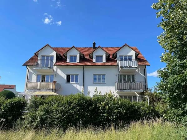 Immobilie in Mainburg - Vermietetes Mehrfamilienhaus mit Garagen und Stellplätzen in Mainburg  - Bild 0