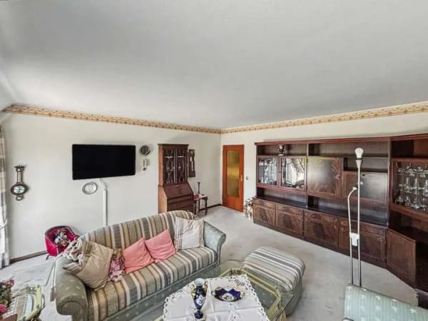 Immobilie in Schenefeld - Lichtdurchflutete 2,5-Zimmer-Dachgeschosswohnung mit Loggia und Platz zum Wohlfühlen in Schenefeld - Bild 4
