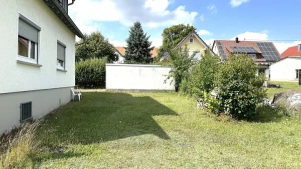 Immobilie in Römerstein - Freistehendes Einfamilienhaus mit großem Garten in unverbaubarer Ortsrandlage - Bild 4