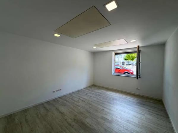 Immobilie in Neckarsulm - Modernisierte 1-Zimmer Wohnung in zentraler Lage von Neckarsulm-Amorbach - Bild 1